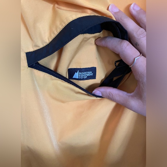 🧣Vintage Mountain Equipment Co op wind breaker - Picture 5 of 11